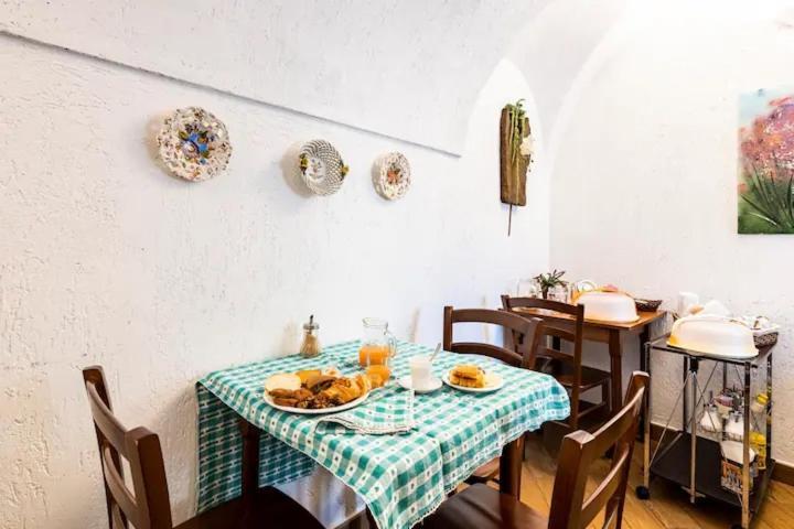 Bed & Breakfast L'Erica Finale Ligure Zewnętrze zdjęcie