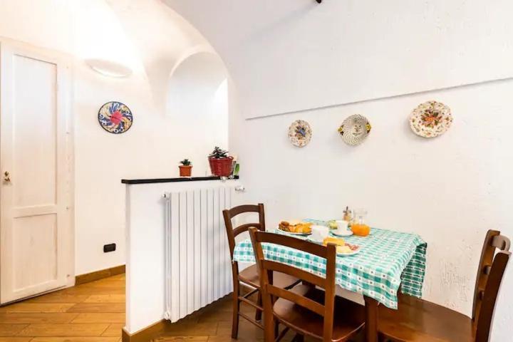 Bed & Breakfast L'Erica Finale Ligure Zewnętrze zdjęcie